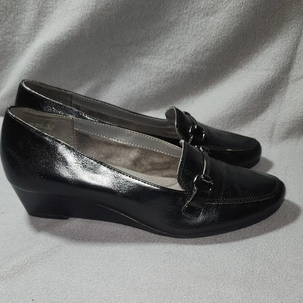 Aerosoles A2 Heelrest Comfort Loafer Black Slip-On Wedge Buckle Women's 9
